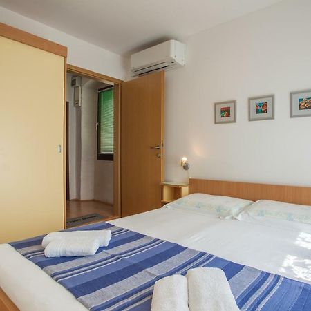 Hotel Sobe Ferlora Cres Exterior foto
